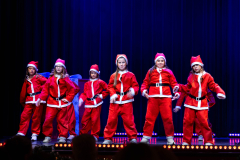 2023-12-16-Christmas-Dinnershow-274